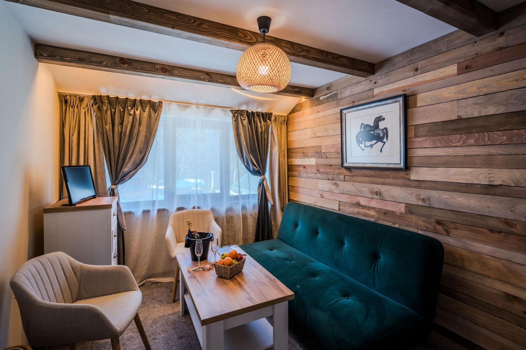 Breza Hotel Borowec Zewnętrze zdjęcie