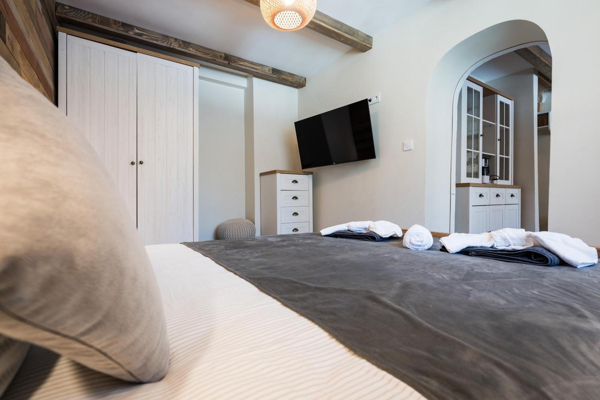 Breza Hotel Borowec Zewnętrze zdjęcie