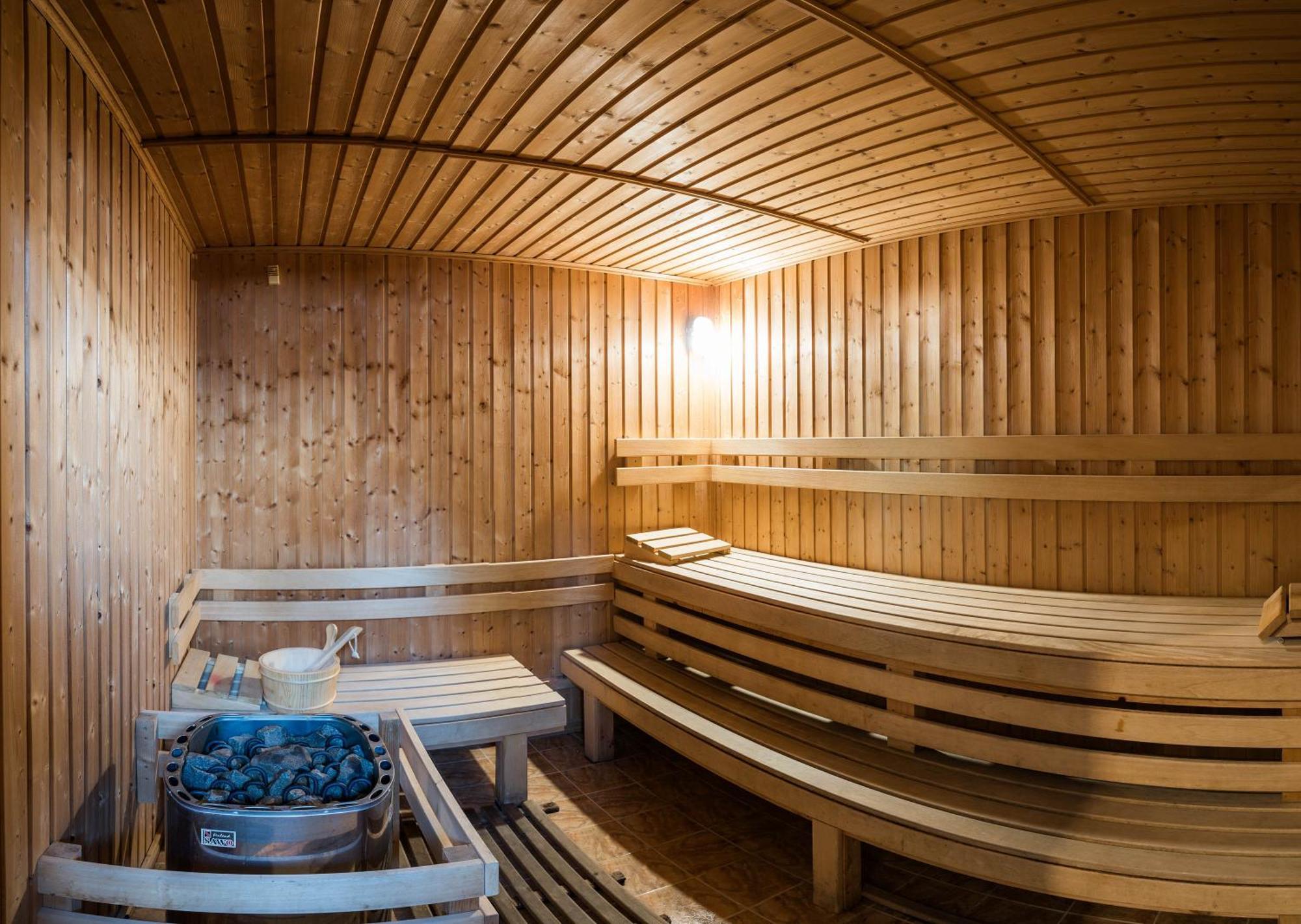 Breza Hotel Borowec Zewnętrze zdjęcie